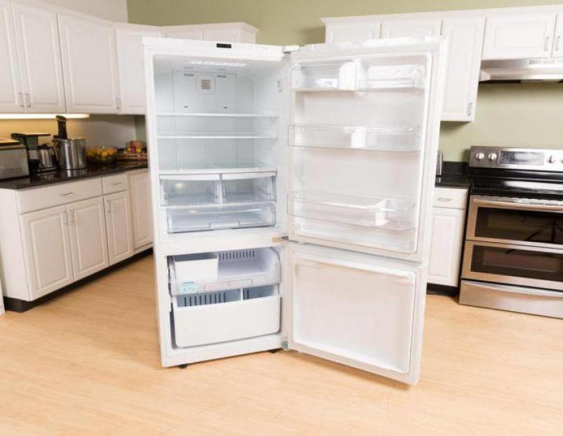 Как перевесить дверь холодильника индезит. Как перевесить дверь холодильника Индезит: пошаговая инструкция с фото