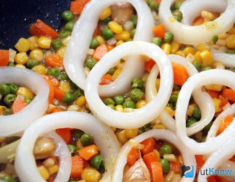 Вкусные блюда из кальмаров. Как варить кальмары для салатов и других блюд? Сколько варить кальмары, чтобы они были мягкими и радовали вкусом